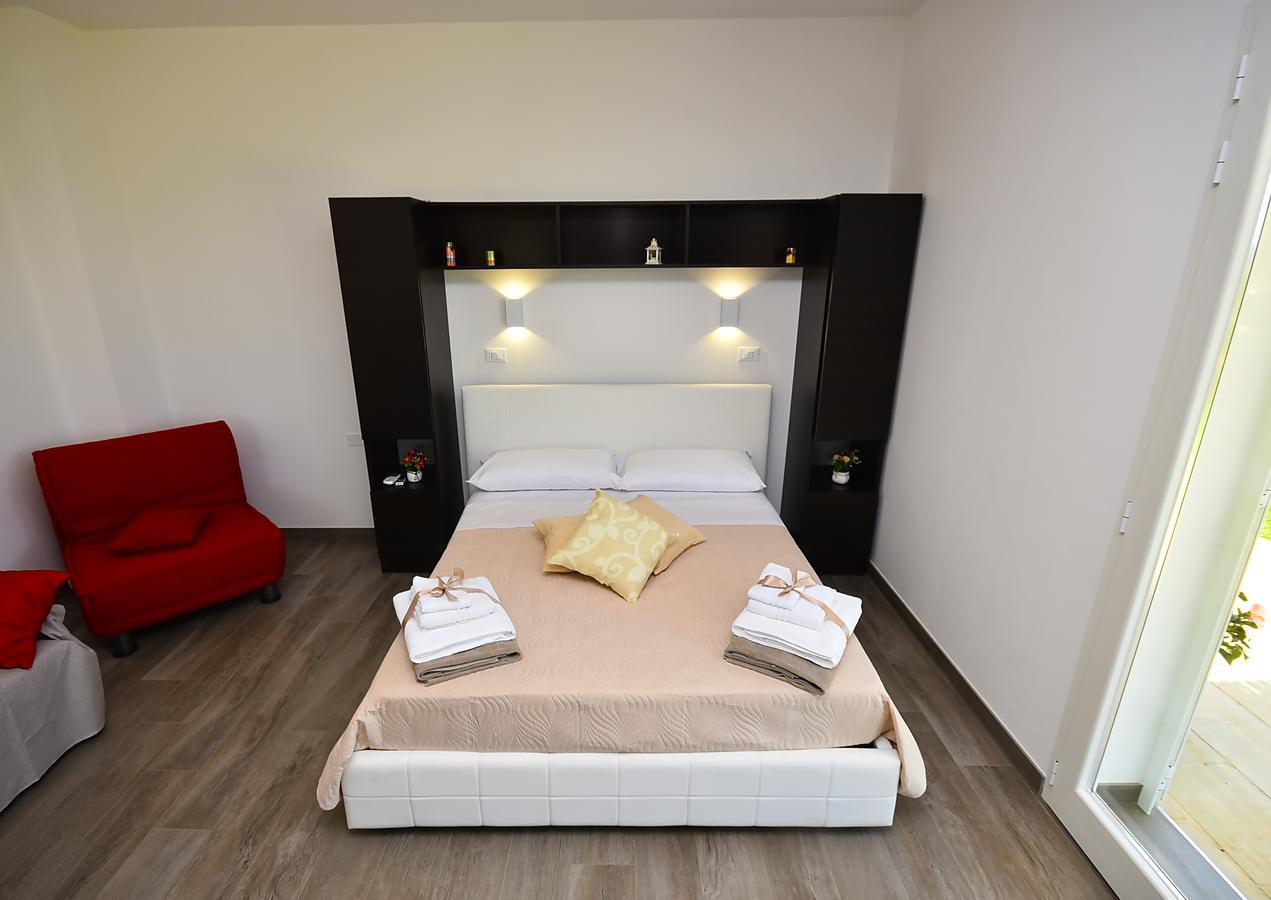 Borgo Fiorito Relais Bed and Breakfast Parabita Εξωτερικό φωτογραφία