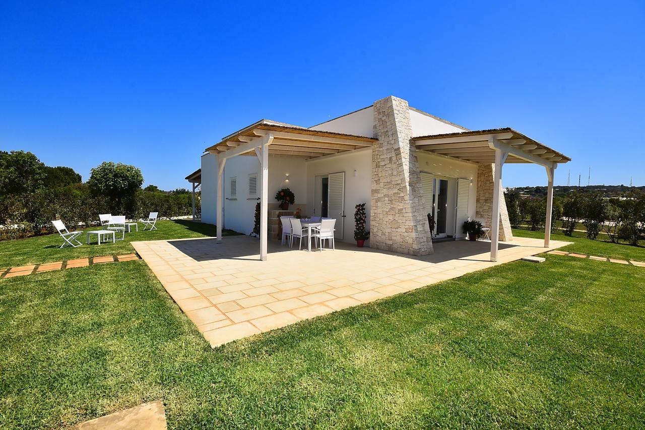 Borgo Fiorito Relais Bed and Breakfast Parabita Εξωτερικό φωτογραφία